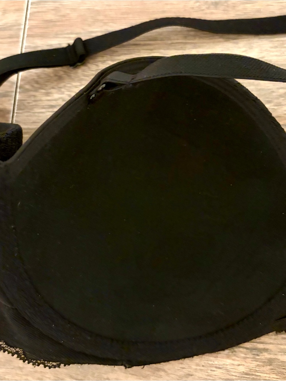 Victoria's Secret Black Lace Push-Up Bra - Picture 6 of 11